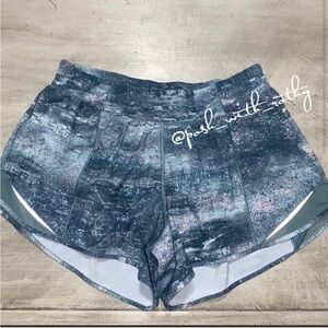 Lululemon Hotty Hot 4” Shorts